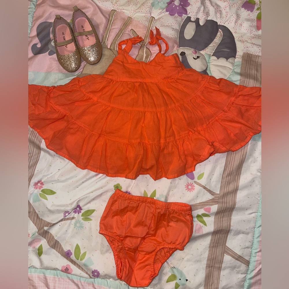 Summer orange dress. Size 6-12 months. Wore 1 time NO SHOES included!